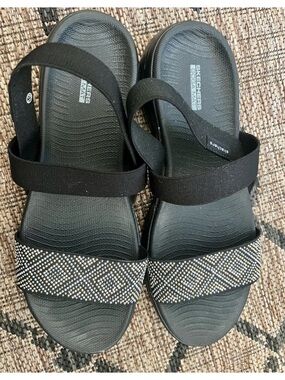Skechers Black Beaded Slingback Sandals SZ 10